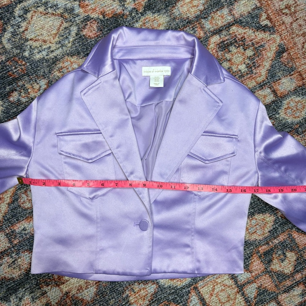 House of Harlow 1960 Gianna Cropped Satin Blazer in lilac - Picture 9 of 10